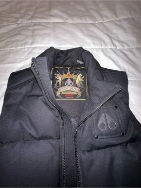 Moose Knuckles Black Quilted Men's Vest with Crest Patch